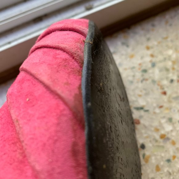 Stylish Pink Suede Slingback Shoes with Glitter Accents - Picture 12 of 12